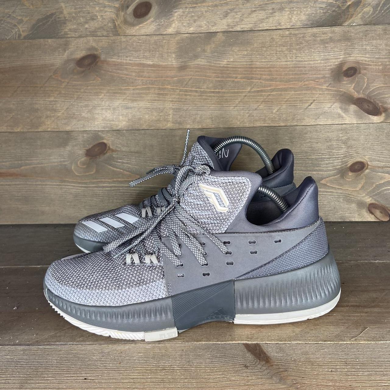 Adidas dame hotsell 3 grey