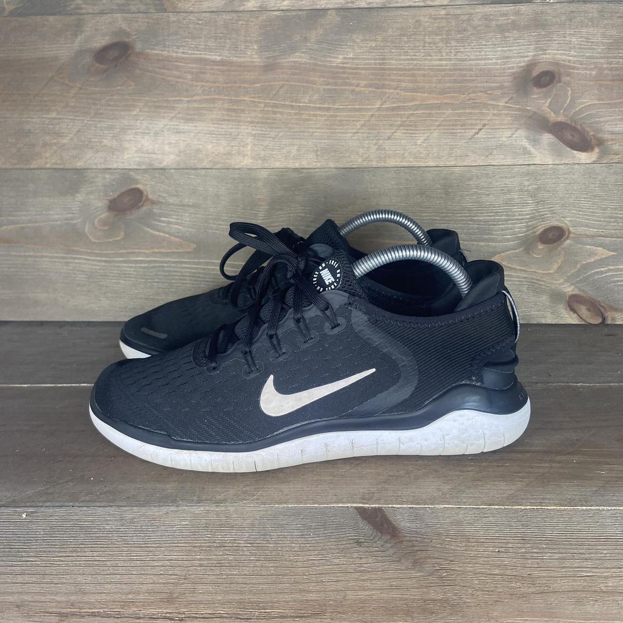 Free rn 2018 trainers hotsell - black/white