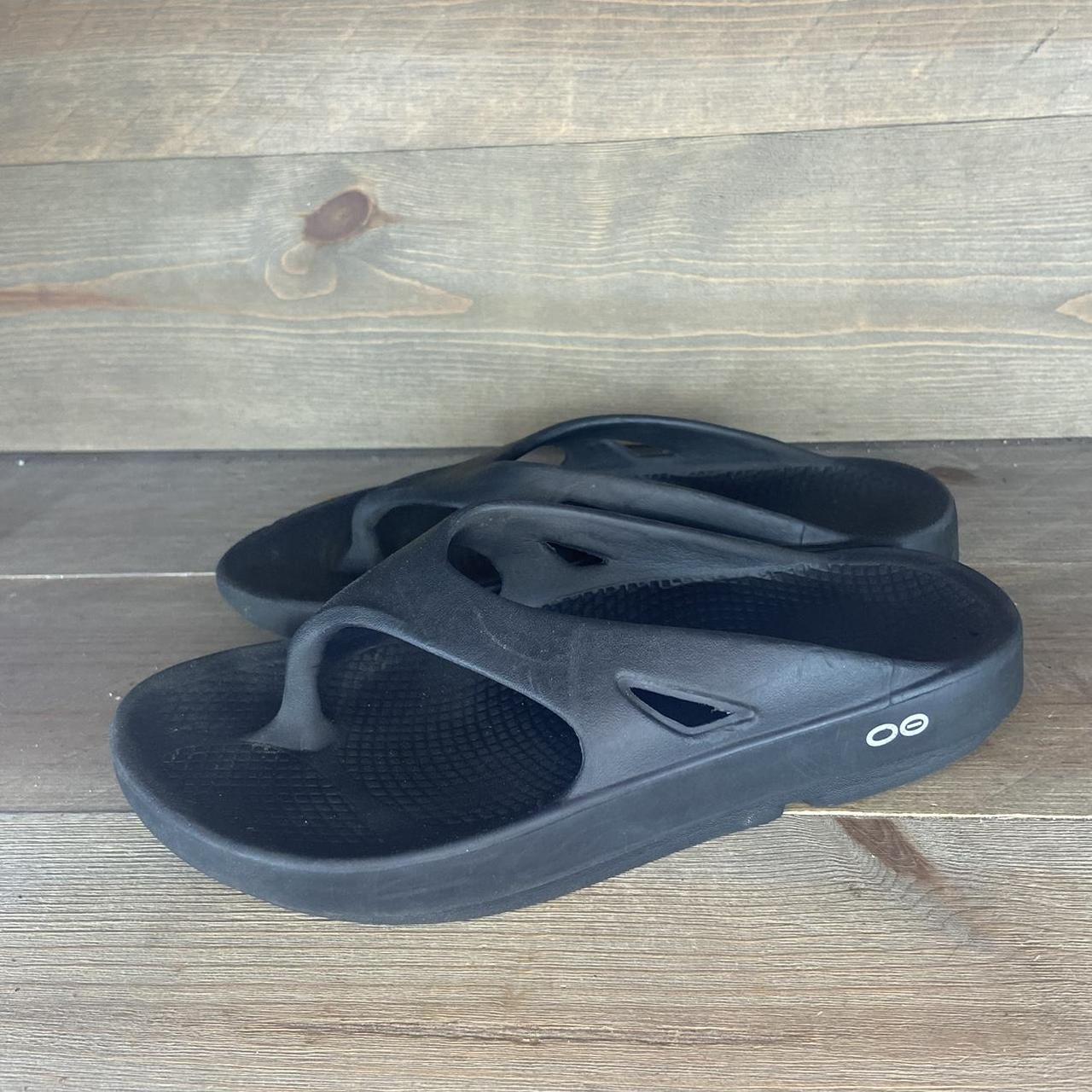 Oofos ooriginal Womens size 8 sandals black slip on Depop