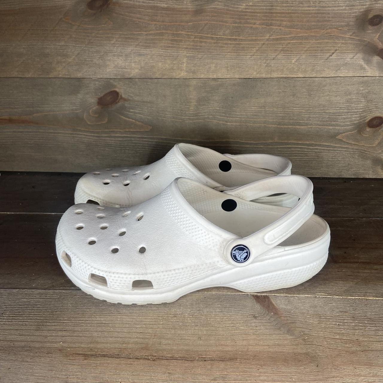 Crocs women's size cheap 8 shoes