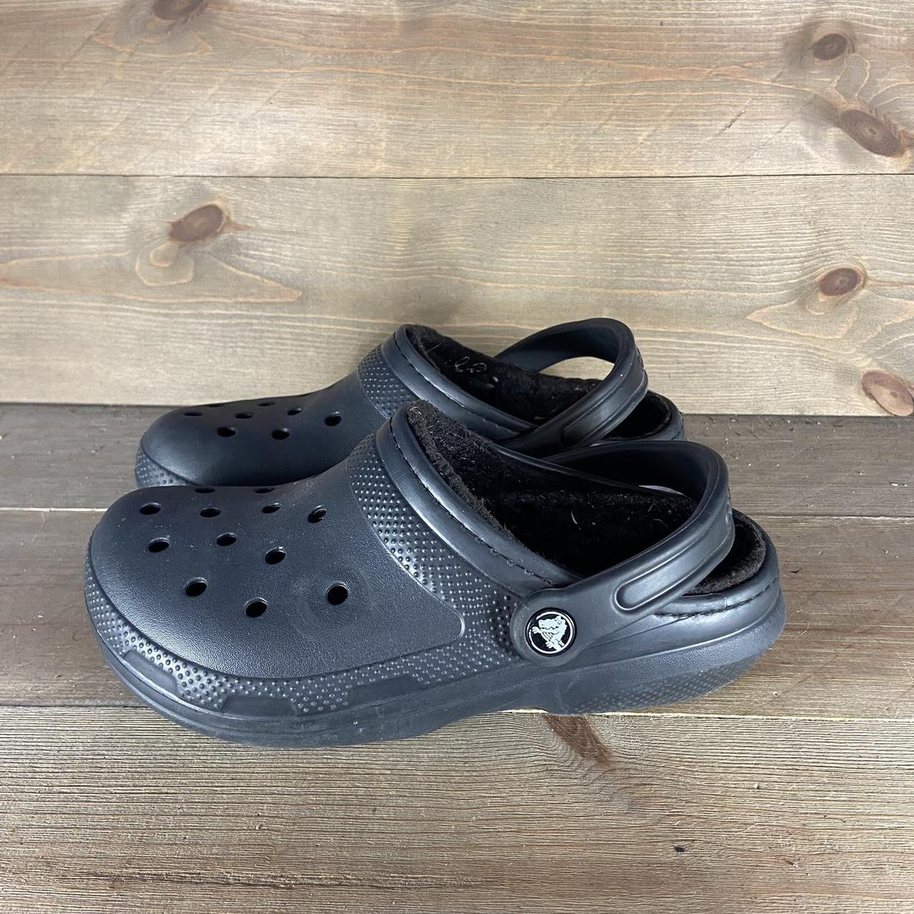 Black crocs size sales 6