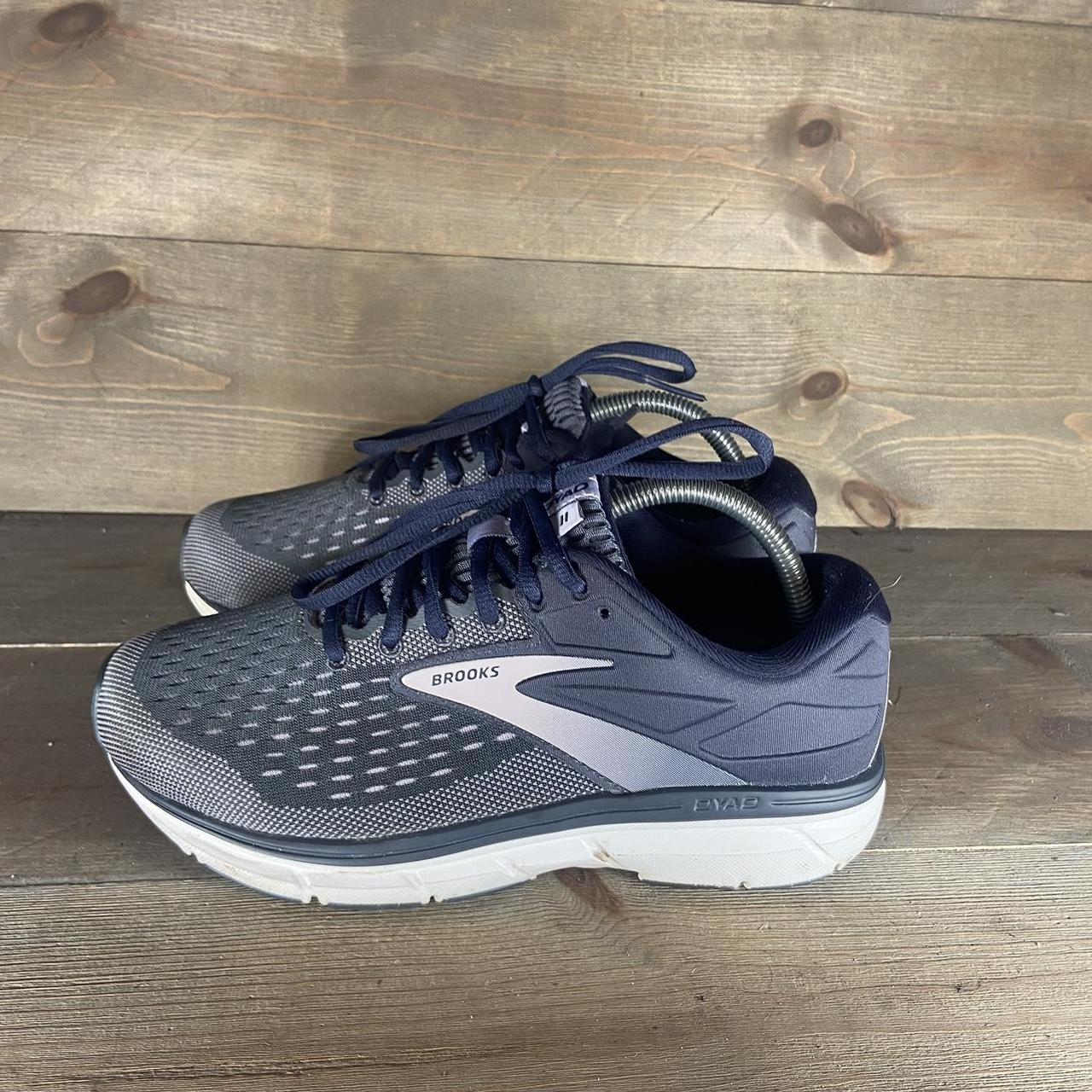 Brooks 7.5 wide best sale