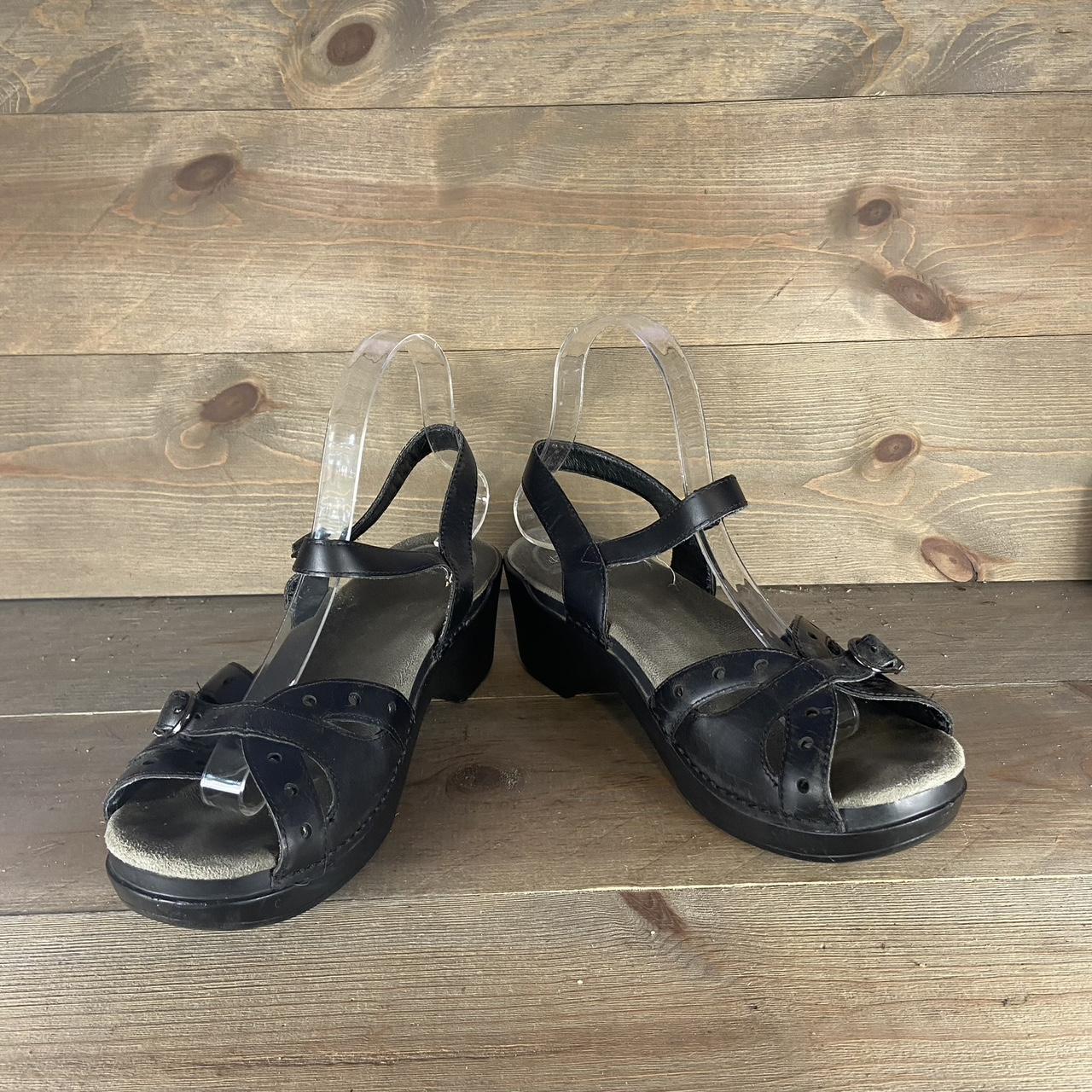 【美品】dansko ブラック　サイズ35（22.5〜23cm） Amazon.com | Dansko Women's Neena Black Leather Comfort Work