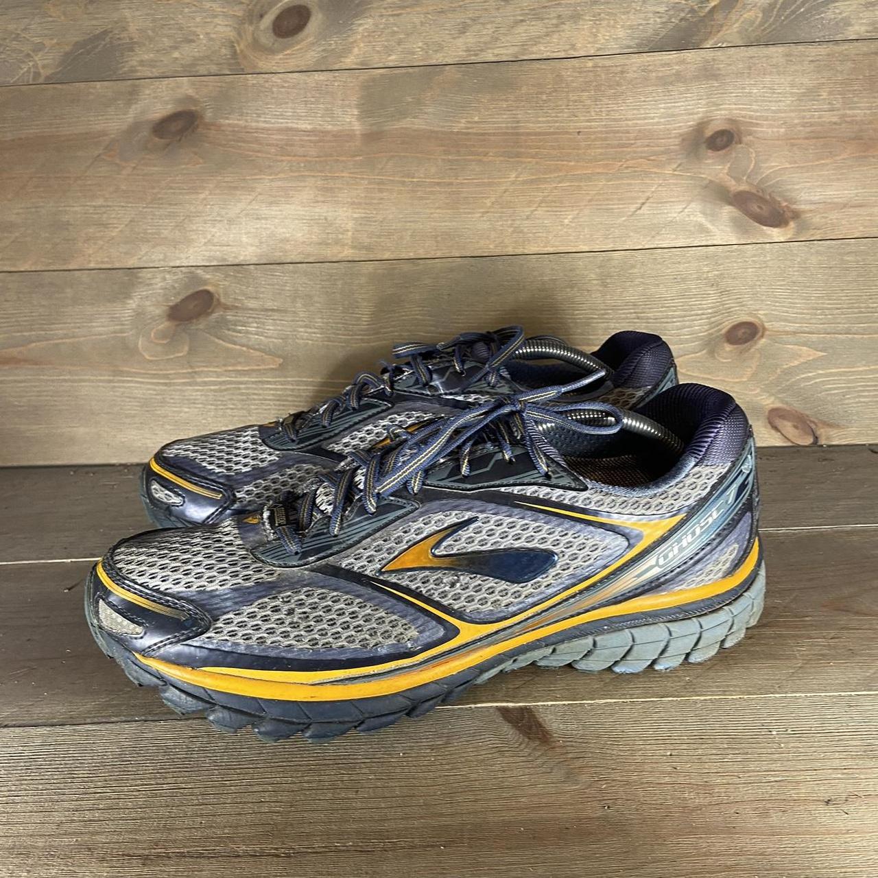 Brooks waterproof hot sale trainers