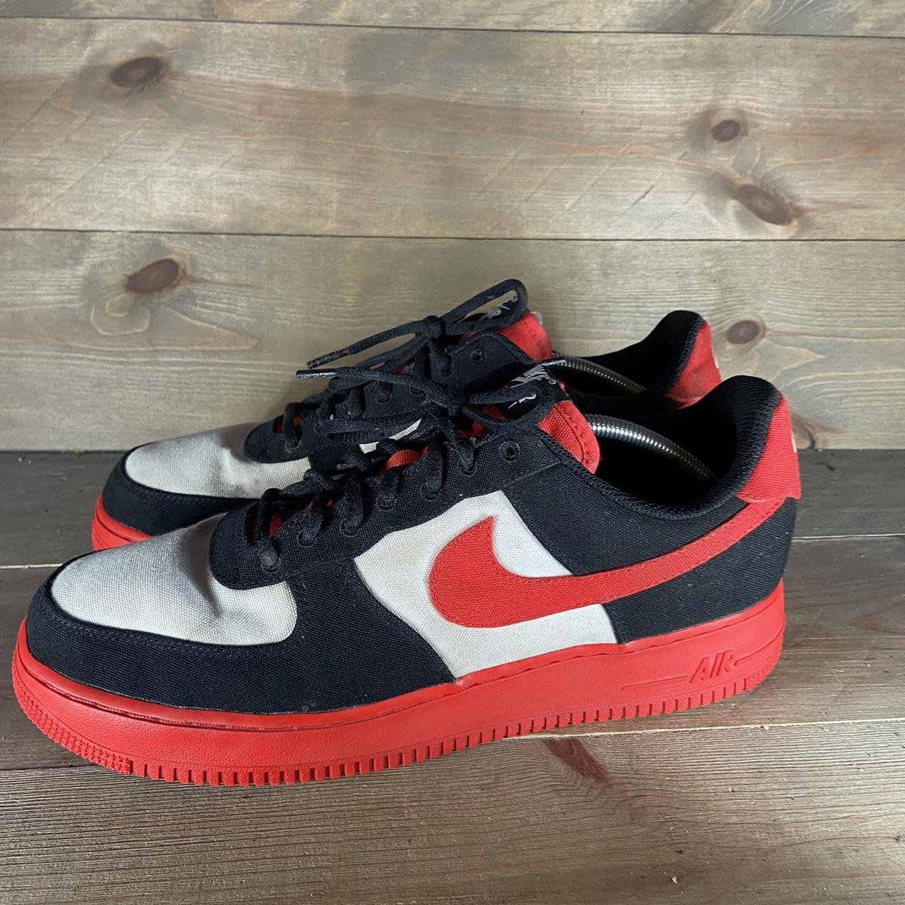 used mens nike shoes size 12