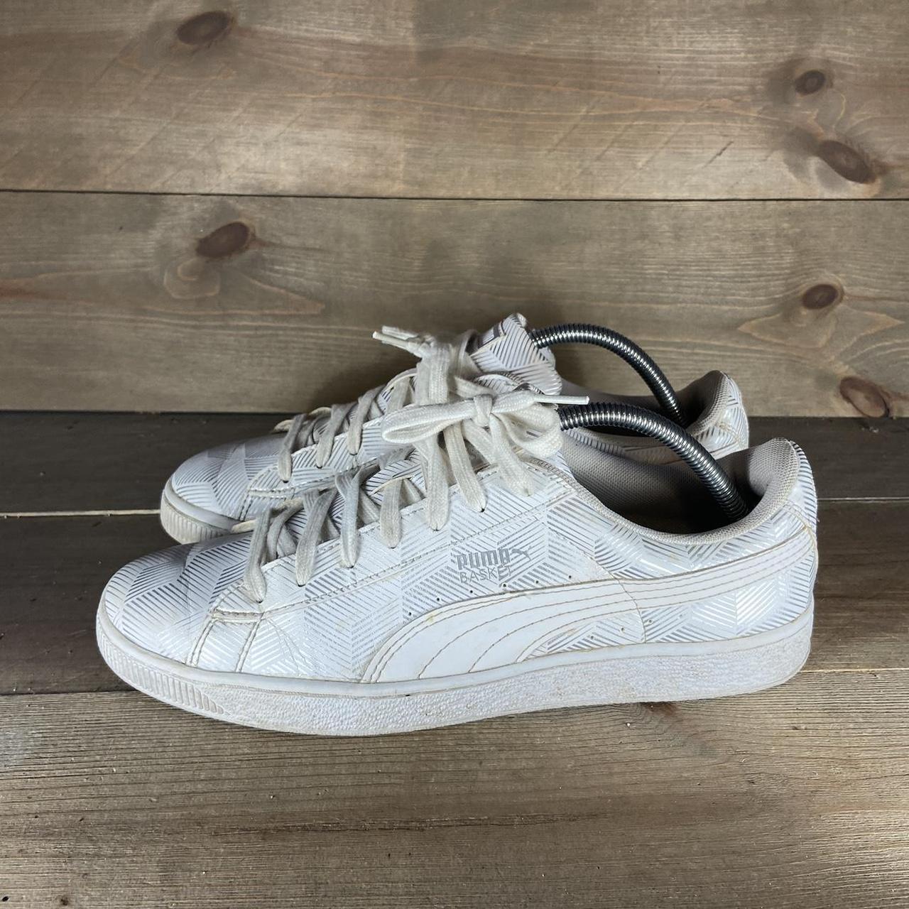 Puma basket classic Womens size 10 shoes white