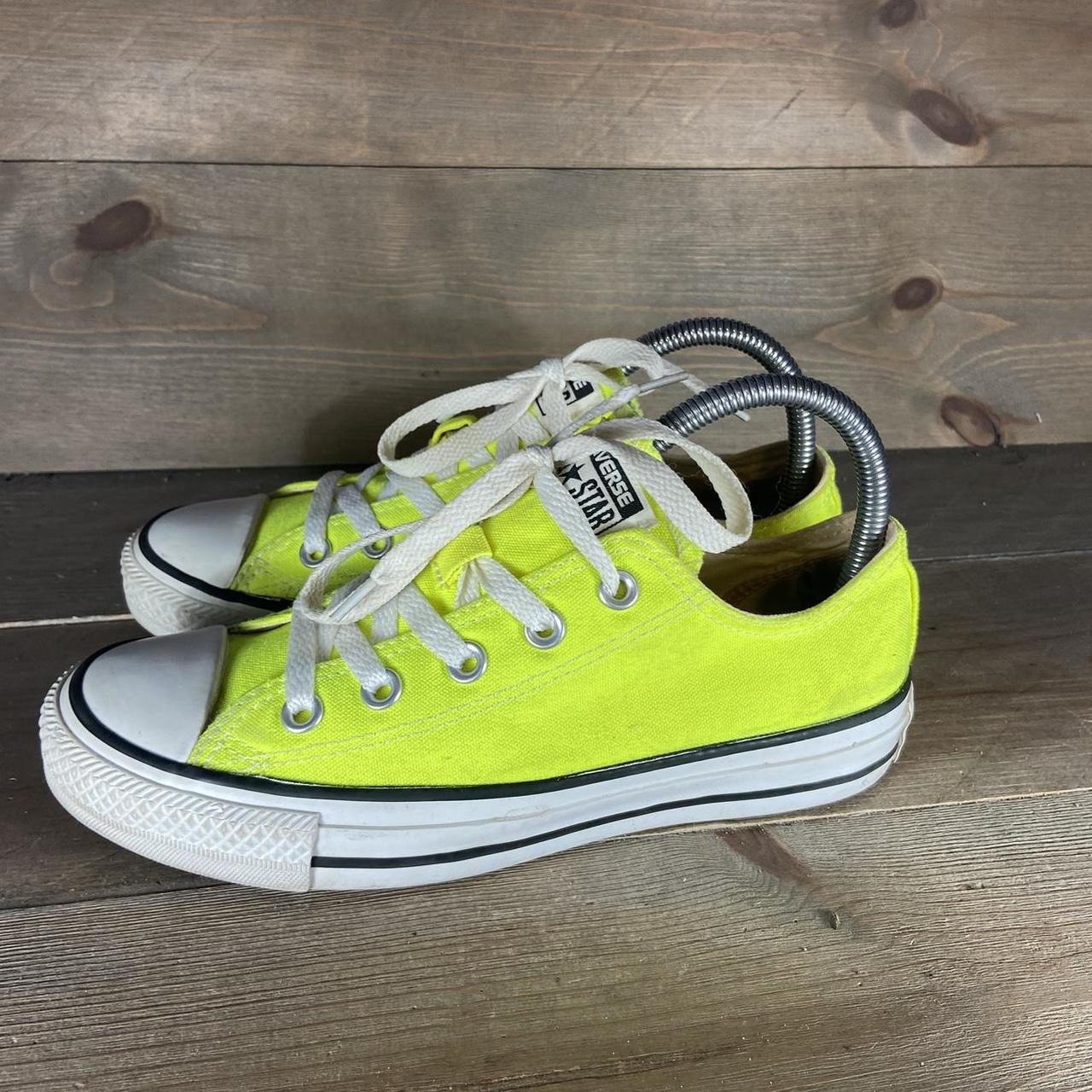 Converse all star chuck Taylor Womens size 6 shoes. Depop