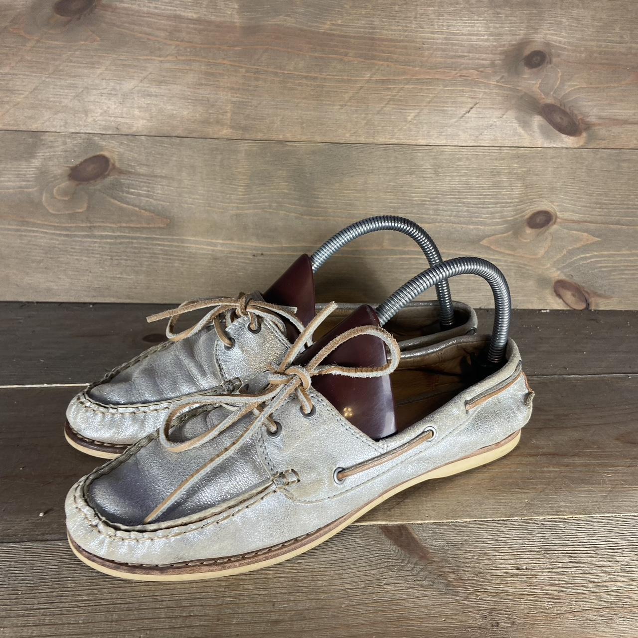 Frye boat shoes womens online