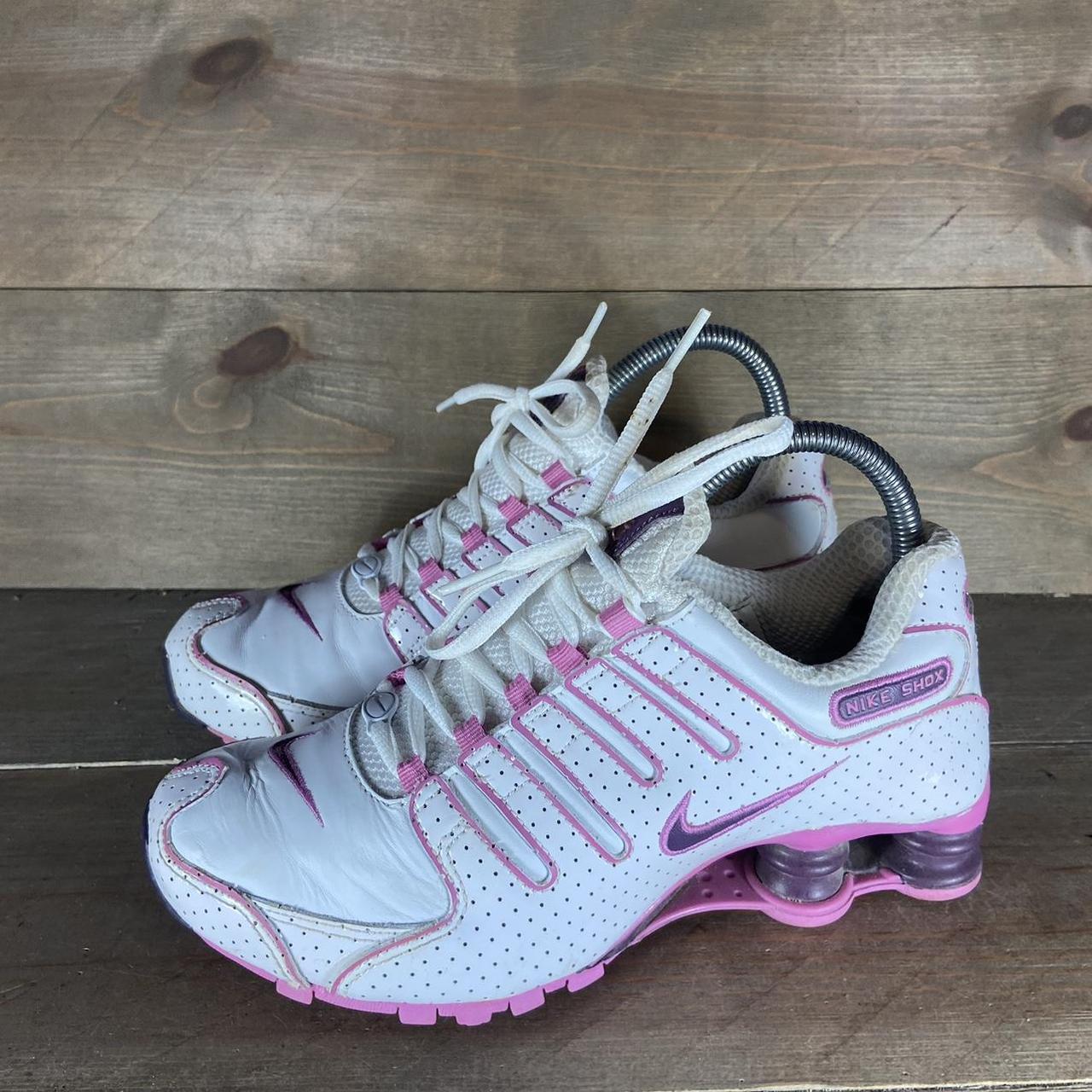 Fashion pink nike shox