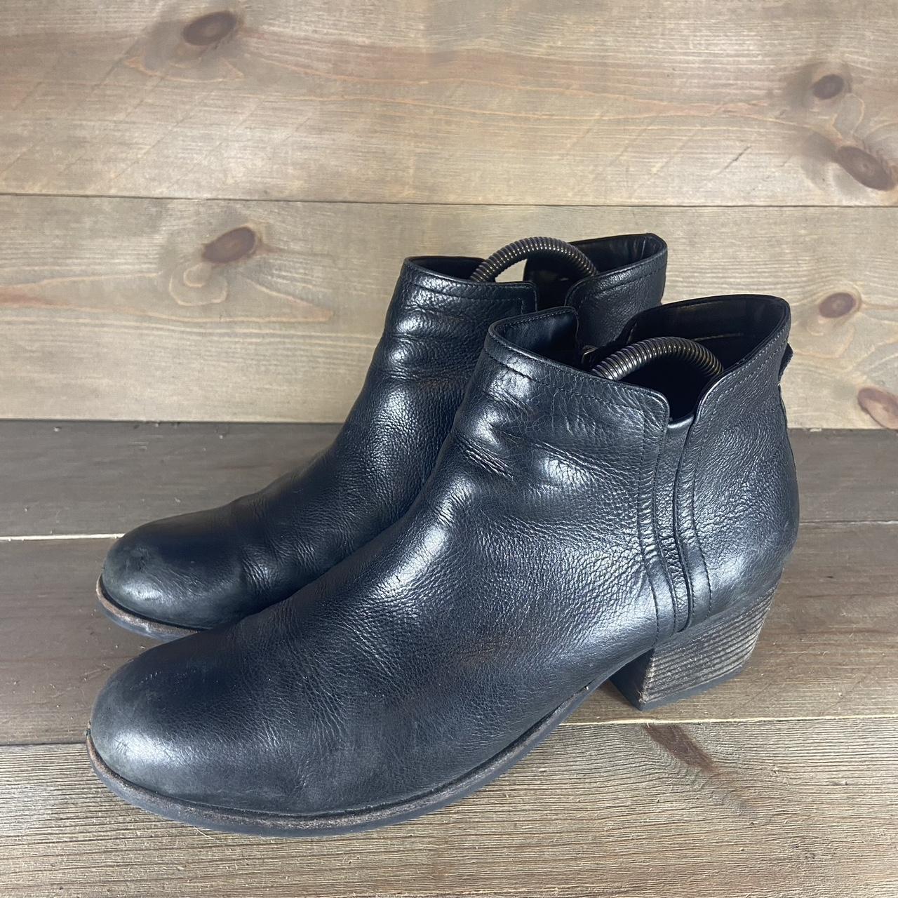 clarks womens size 9.5 shoes black leather side zip. Depop