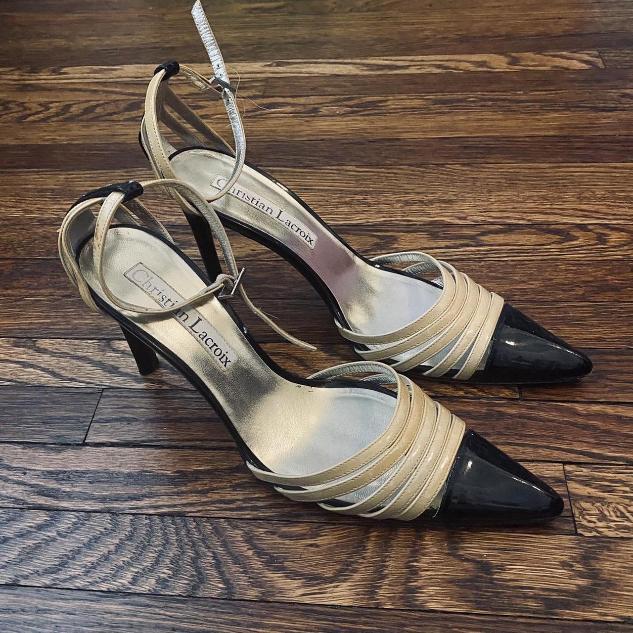 Italian Black/Nude Patent Leather Pumps ♡ vintage... - Depop