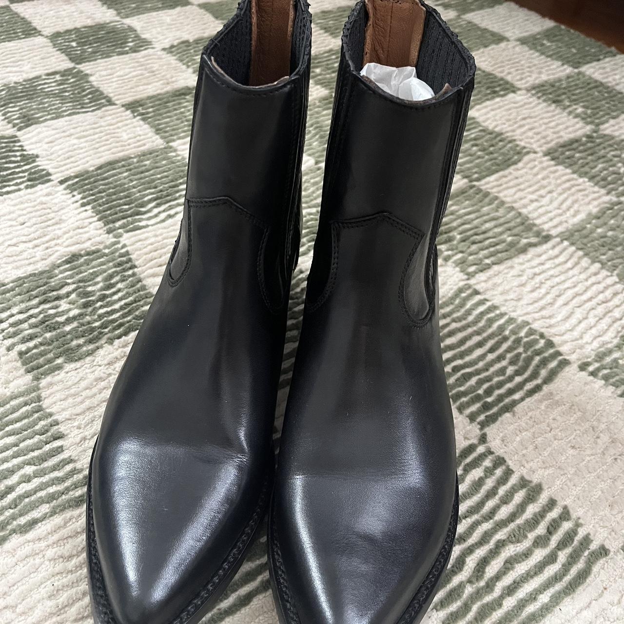 Frye Sacha Chelsea New with box! Never worn Depop