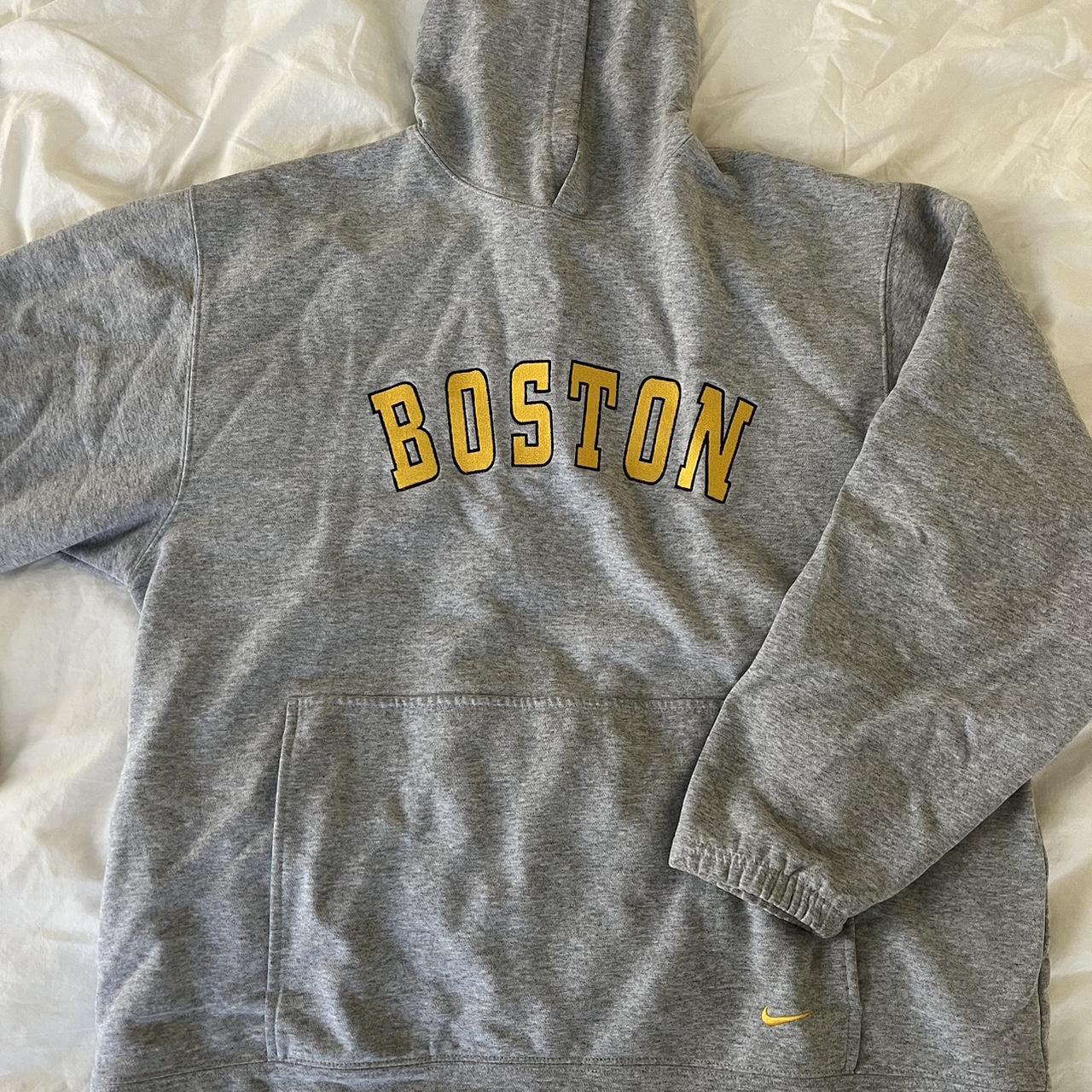 Vintage Nike Boston / Boston Bruins hoodie Men's - Depop