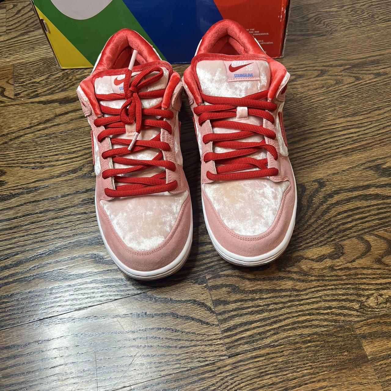 sb dunk strangelove box