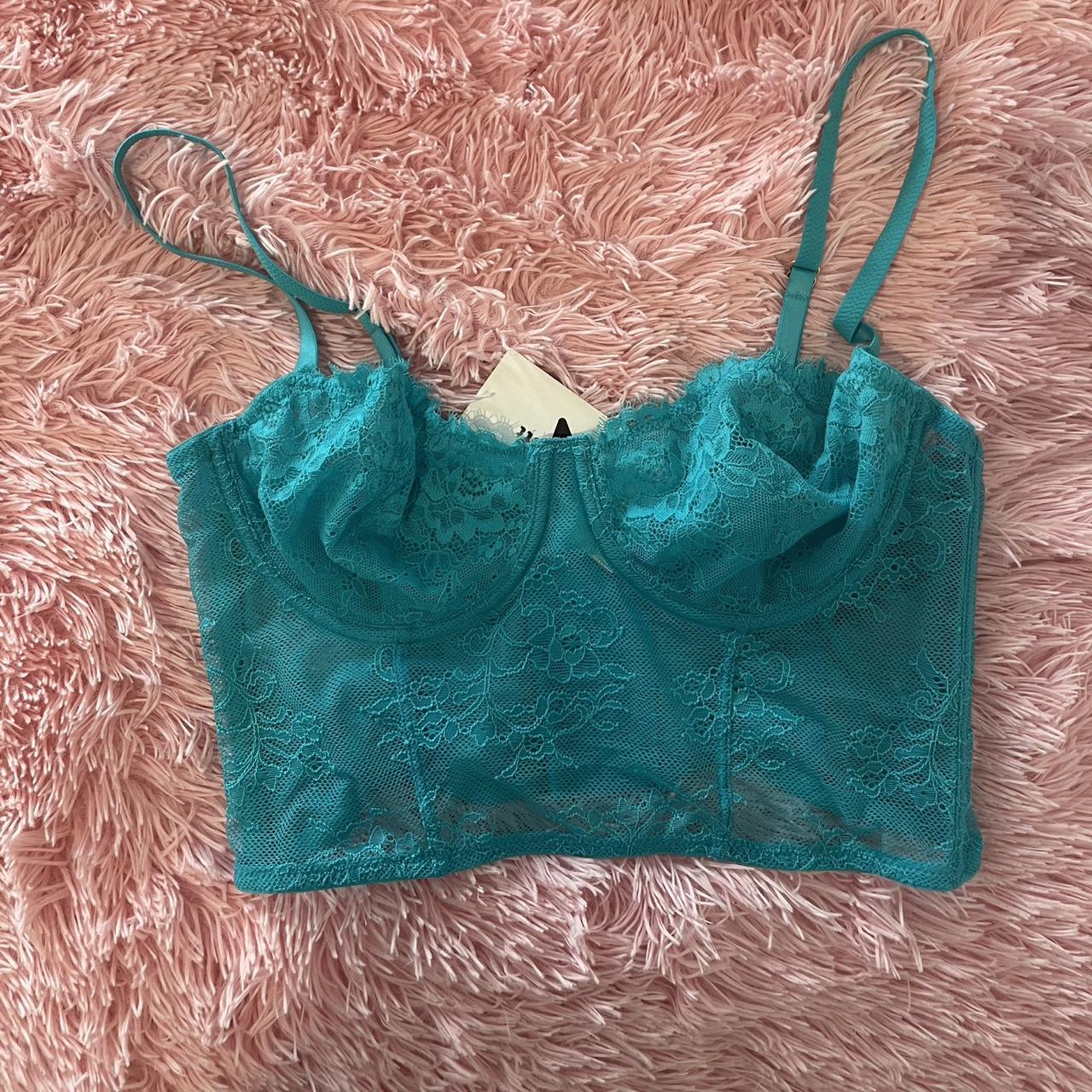 item listed by helinalala