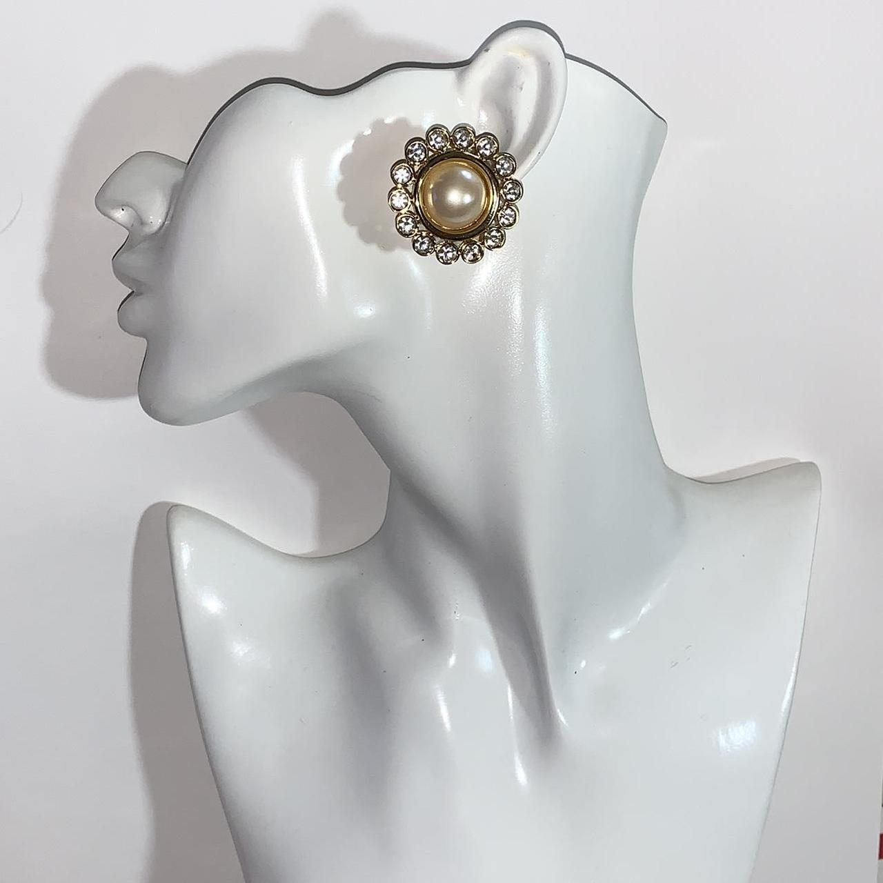 Chanel Vintage Gripoix Flower Clip-On Earrings