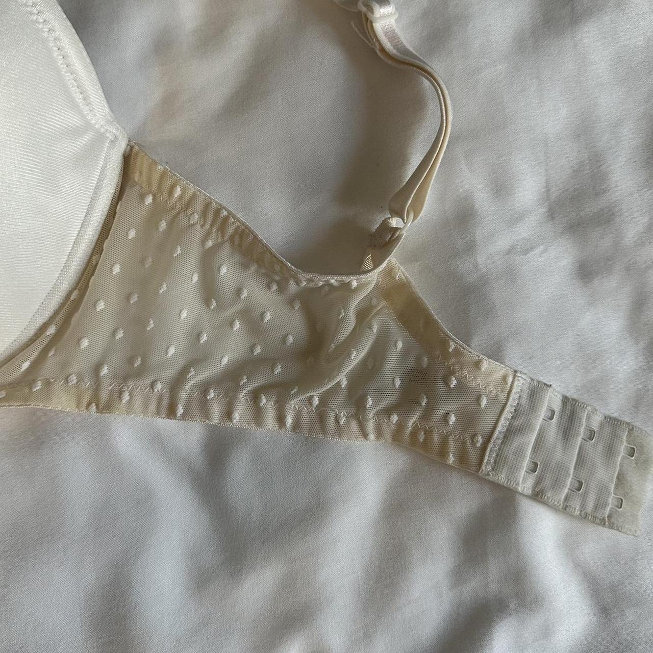 white victoria’s secret bra size 36D small bow on... - Depop