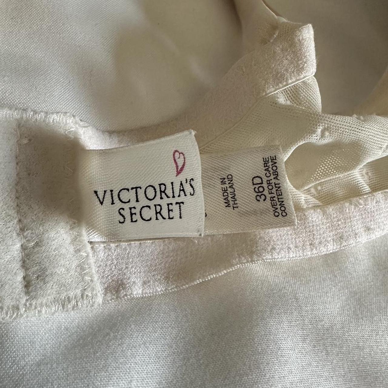 white victoria’s secret bra size 36D small bow on... - Depop