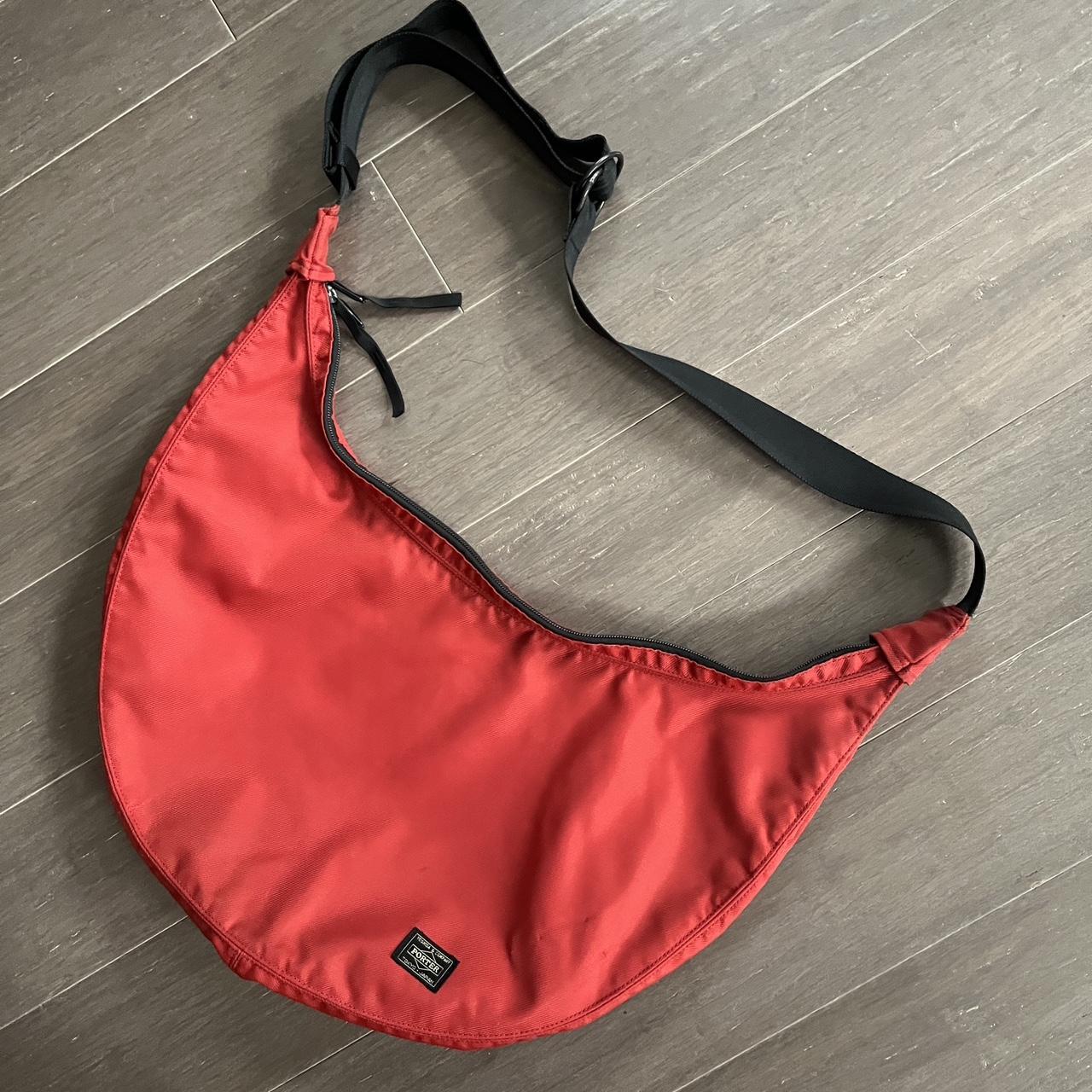 Porter banana 2025 sling bag