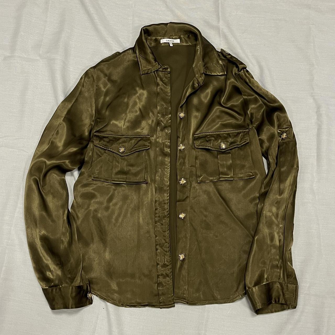 item listed by emilysclth