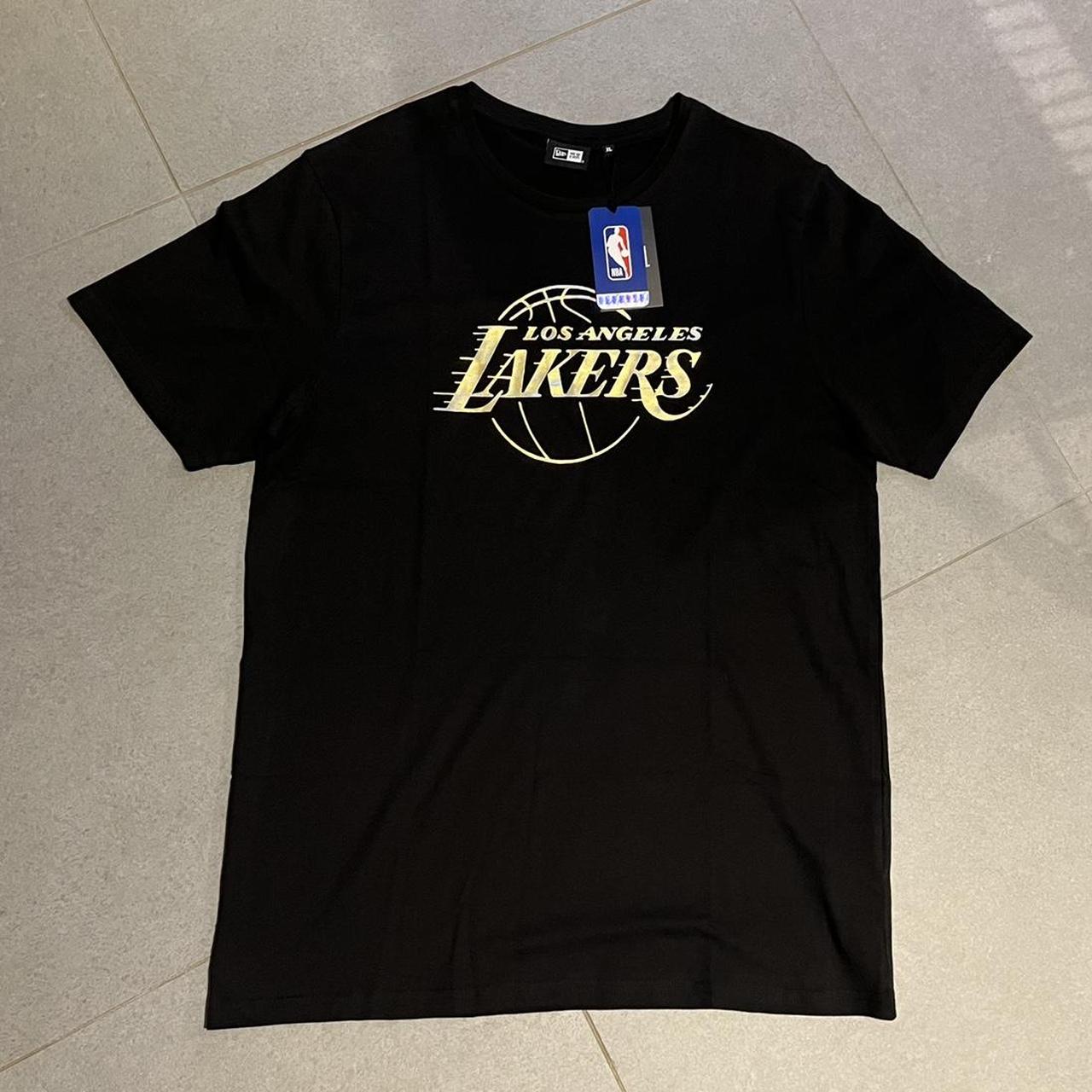 XXL New Era NBA Los Angeles Lakers tee shirt with... - Depop
