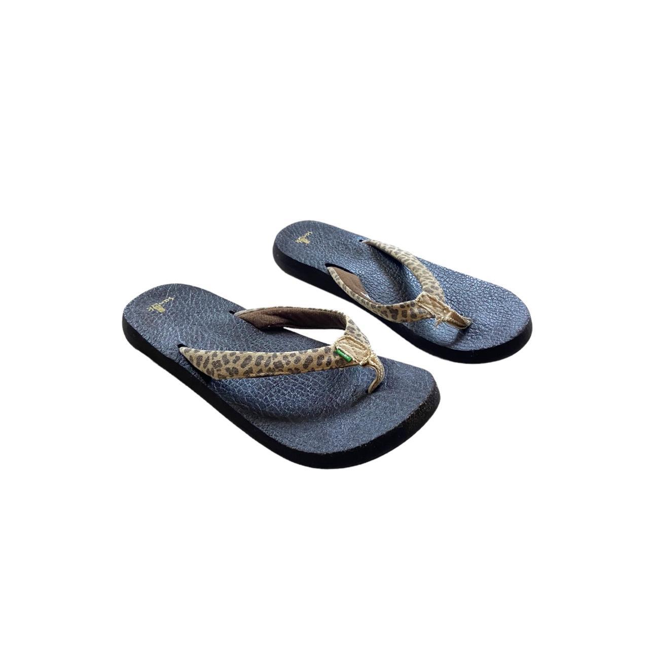 Sanuk leopard flip flops online