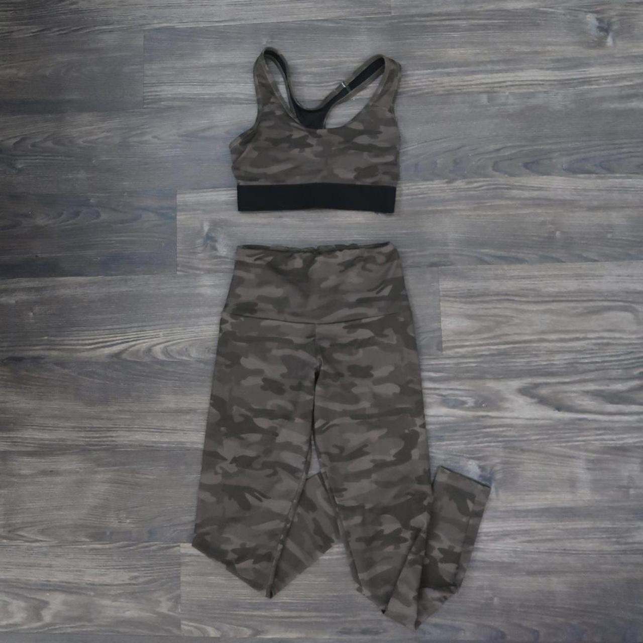 Onzie hot sale camo leggings