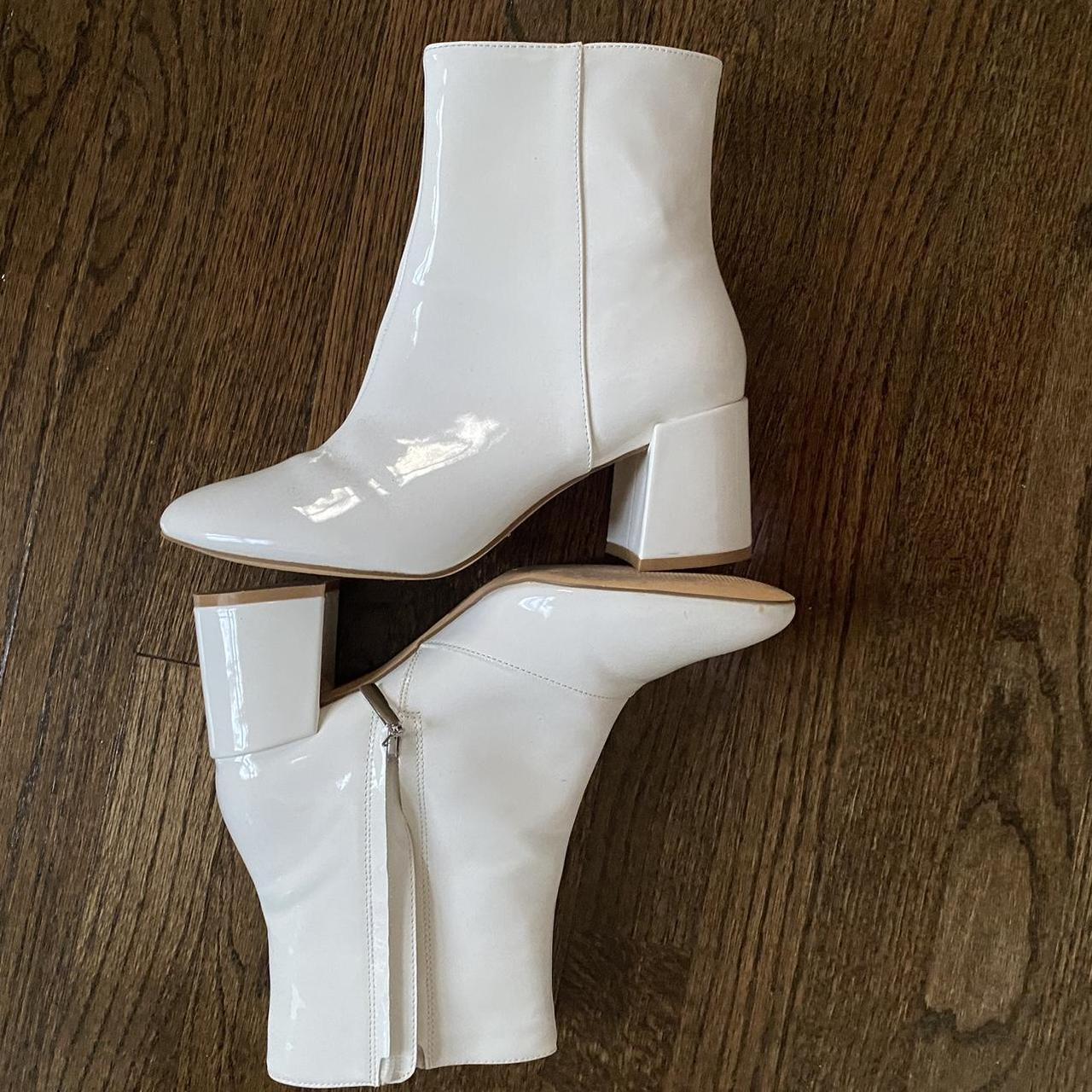 Urban outfitters clearance white booties