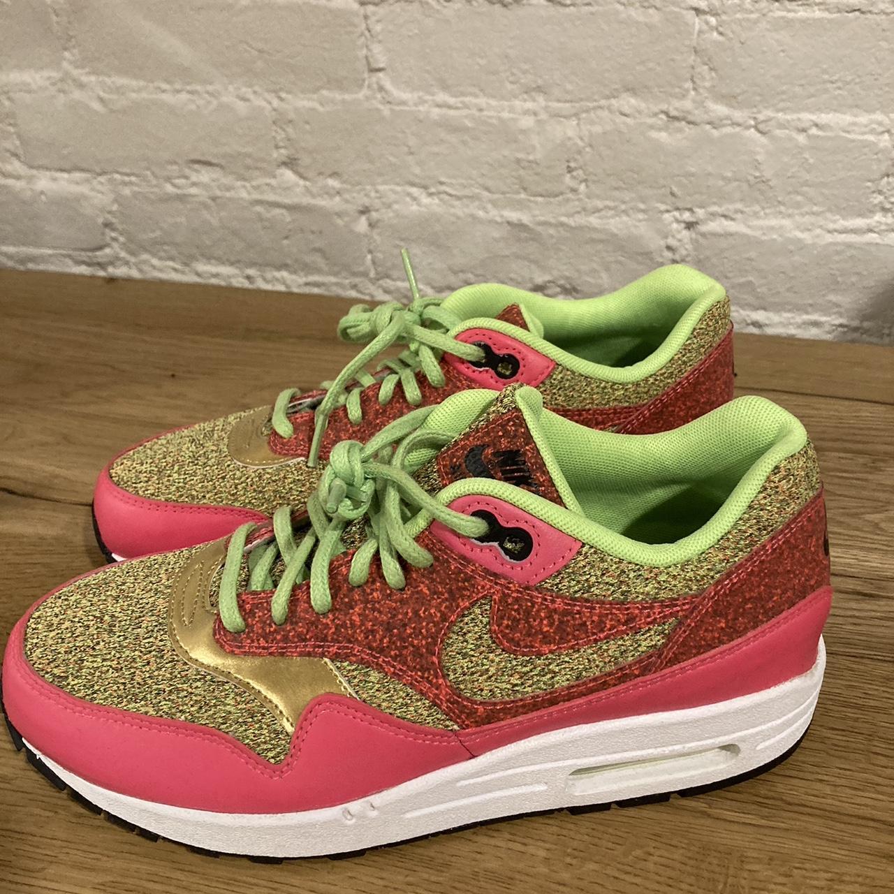 air max 1 green pink