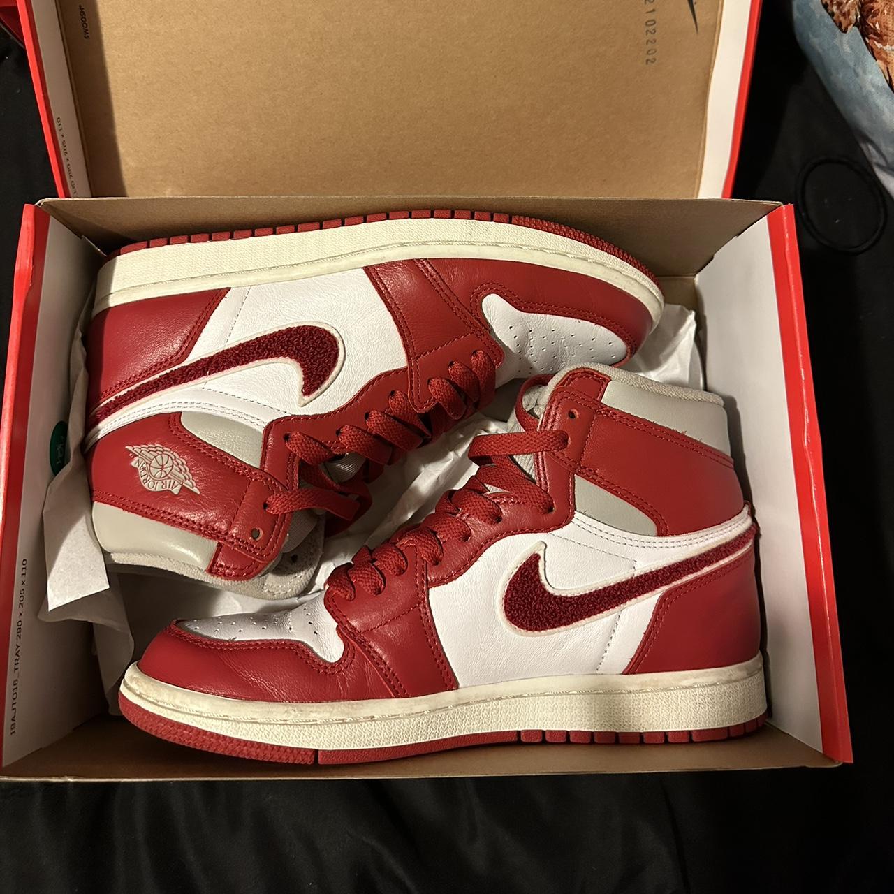 Women's Air Jordan 1 Retro Hi OG Varsity Red Size:... - Depop