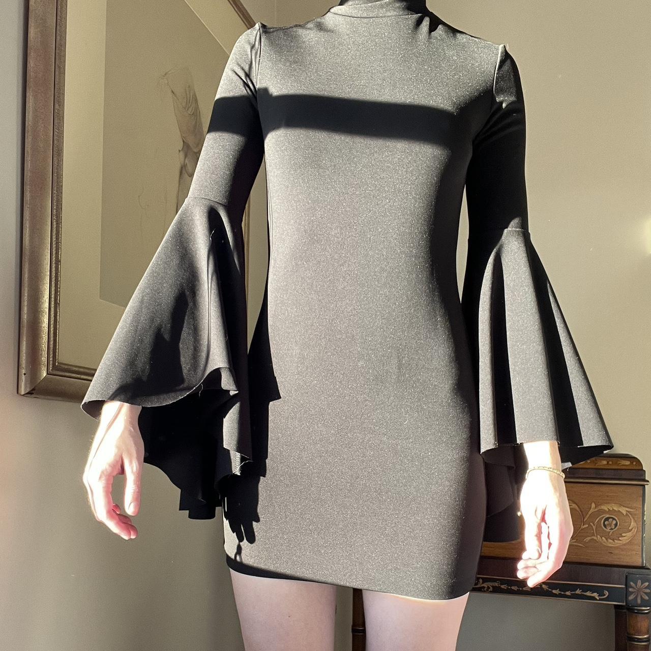 Carys Bell Sleeve Dress - Black