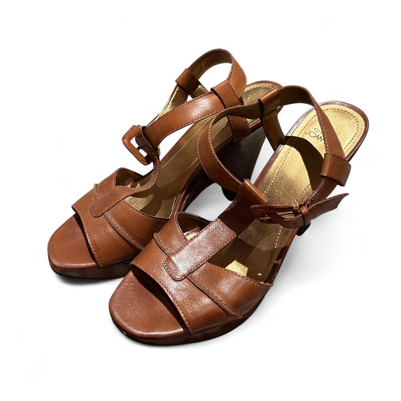item listed by ekcloset35