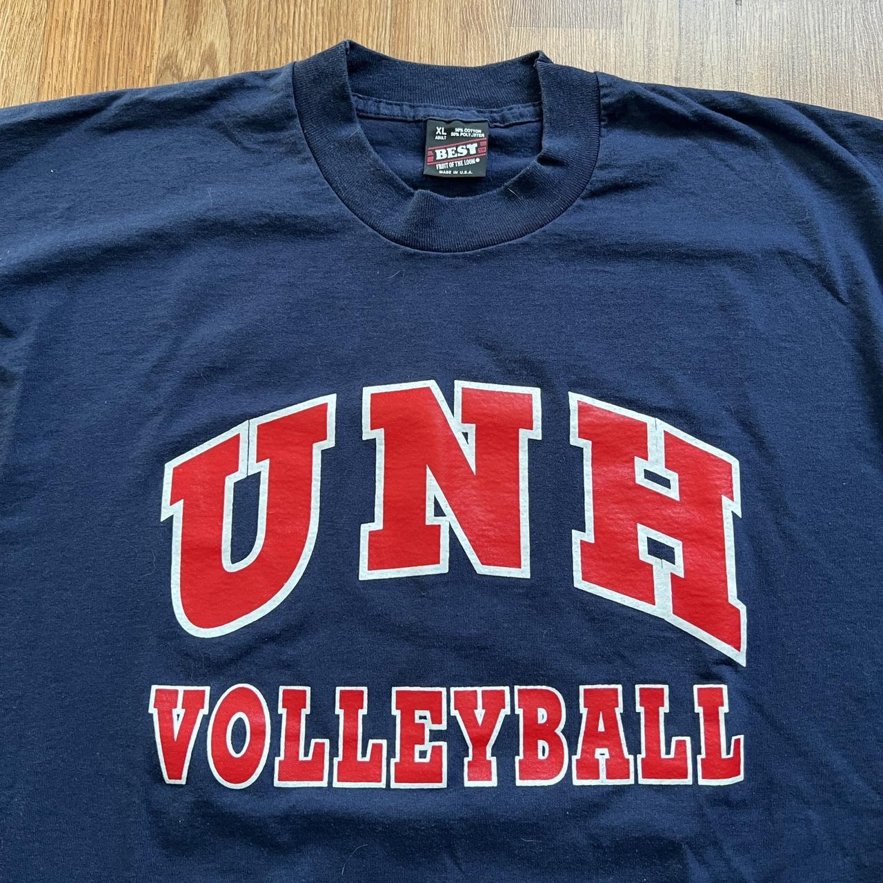 University of Louisville Volleyball shirt. 9/10 - Depop