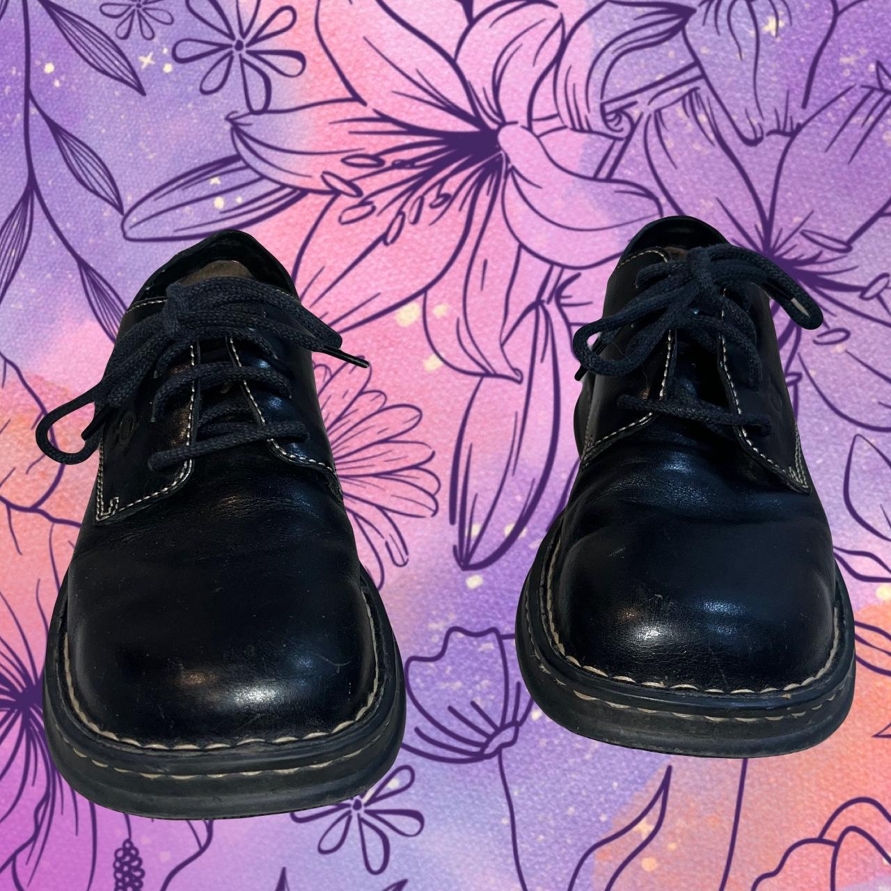 Dr Martenlike vintage shoes🥰♥️ SIZE 9.5 US BRAND... Depop