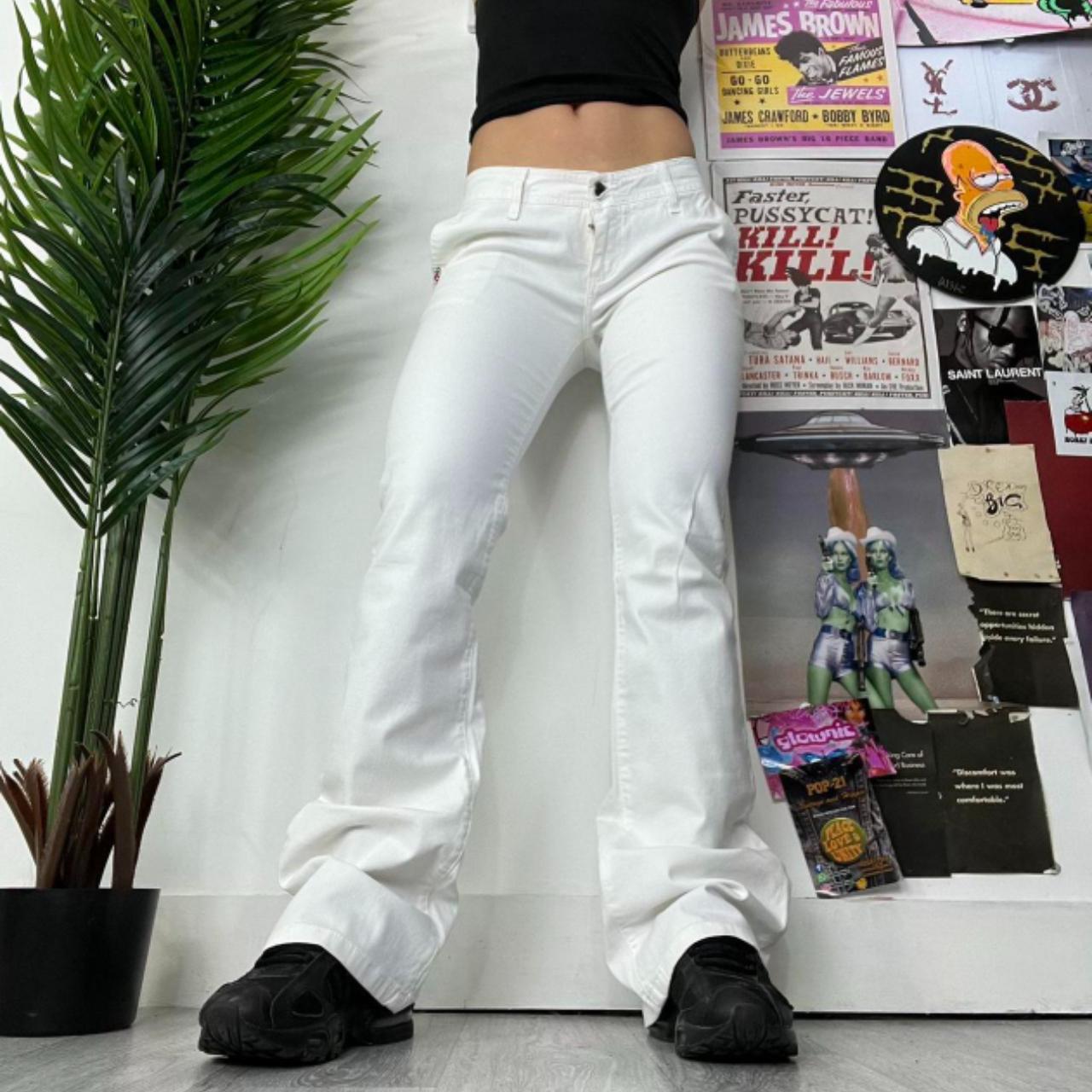 送料無料人気Denime White Jeans 31×34 パンツ