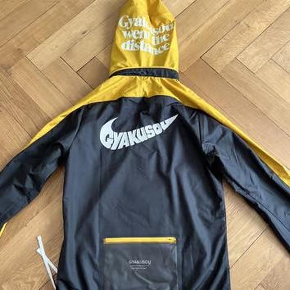 Gyakusou windbreaker shop