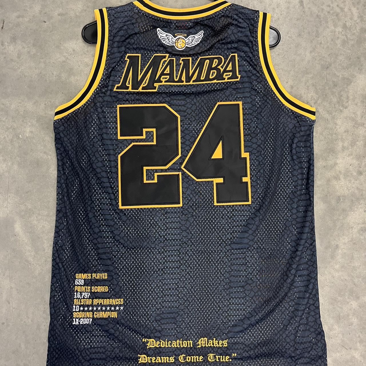 Black Mamba Basketball Jersey + Short Set Yellow / Medium