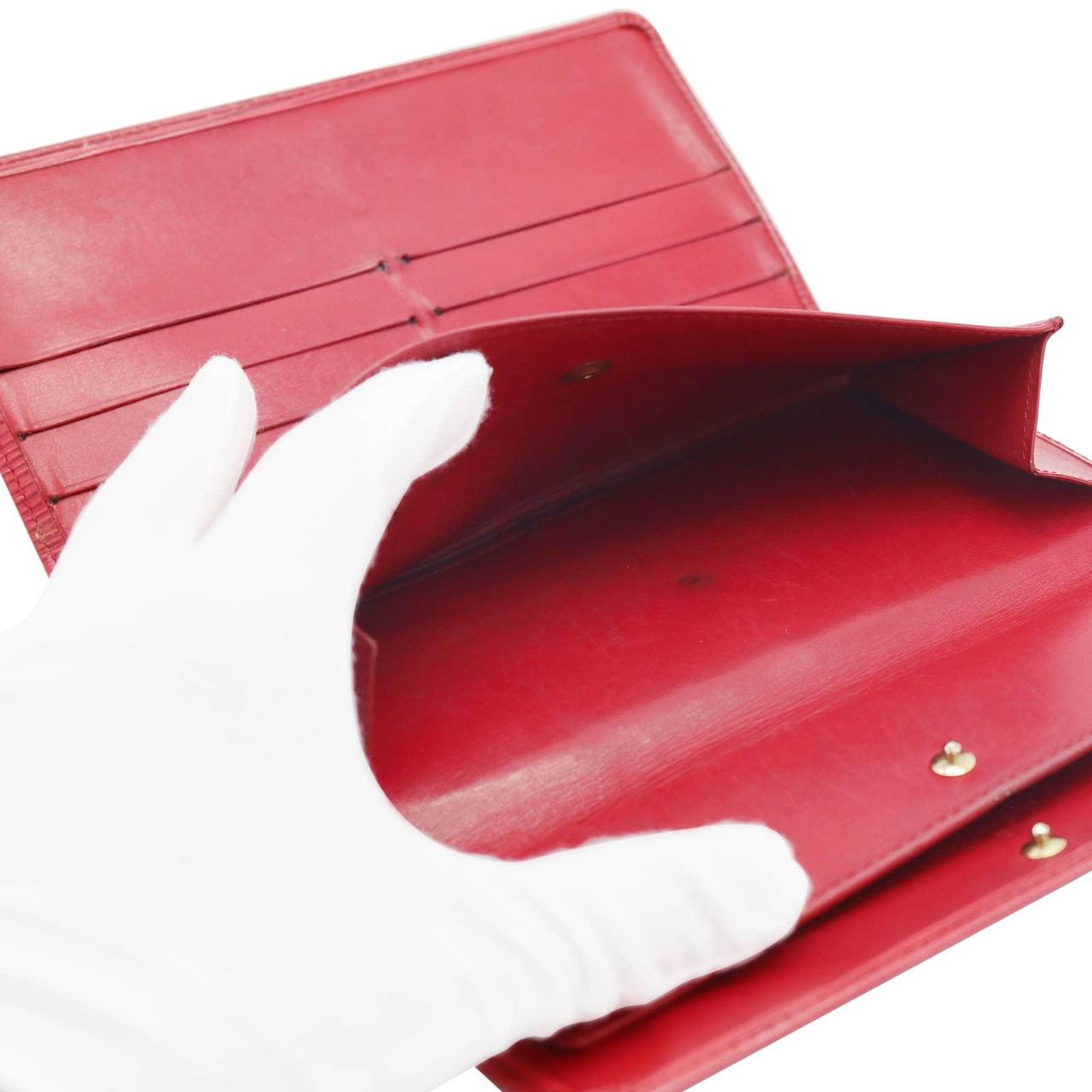 Louis Vuitton 6CC Bifold Wallet - Red Epi - Depop