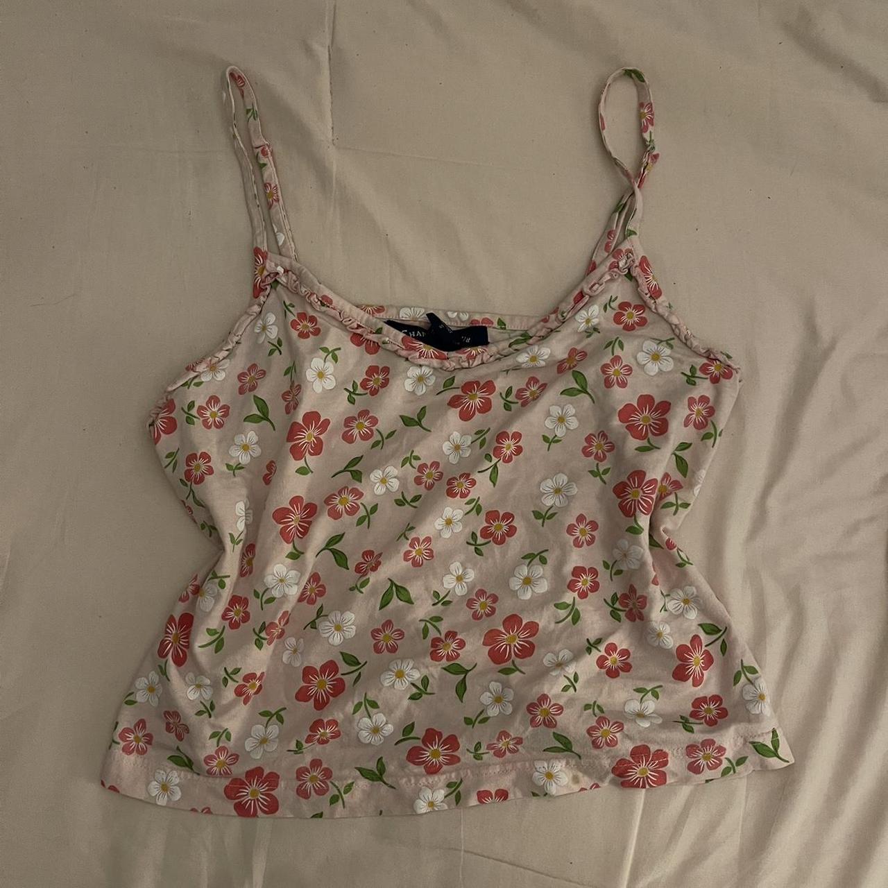 adorable pink floral tank *^ marked a size small but... - Depop