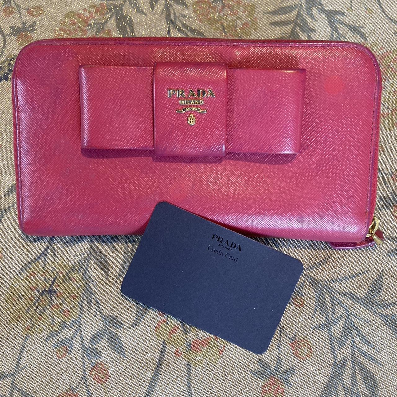 Prada peonia wallet hotsell