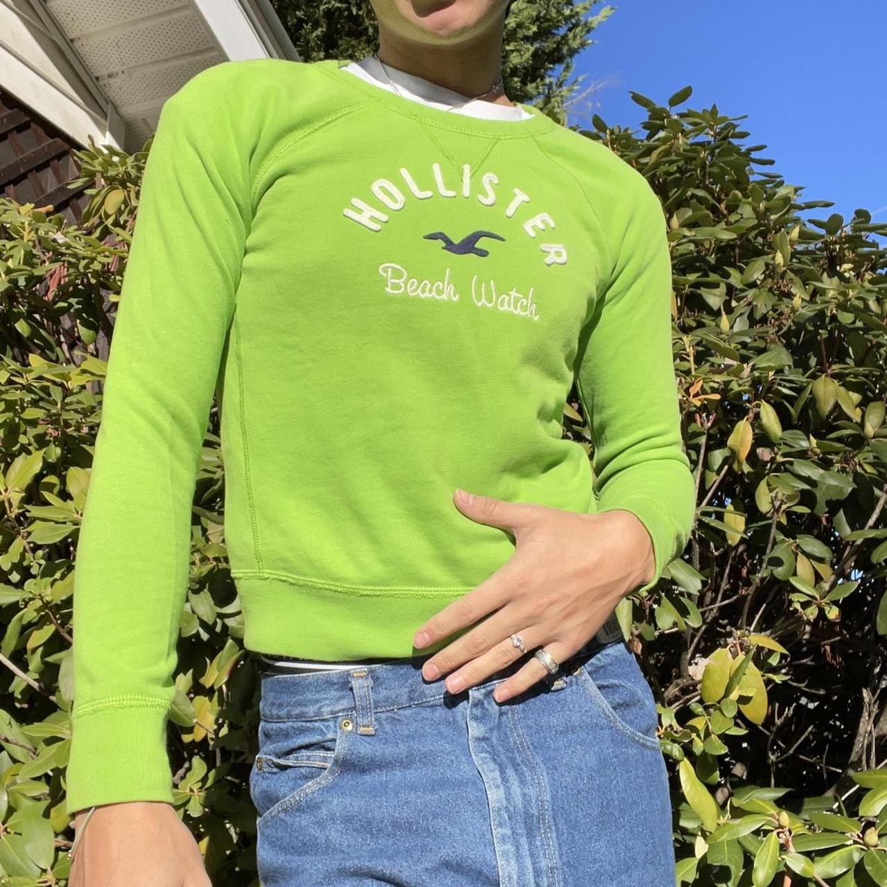 Green hot sale hollister sweater