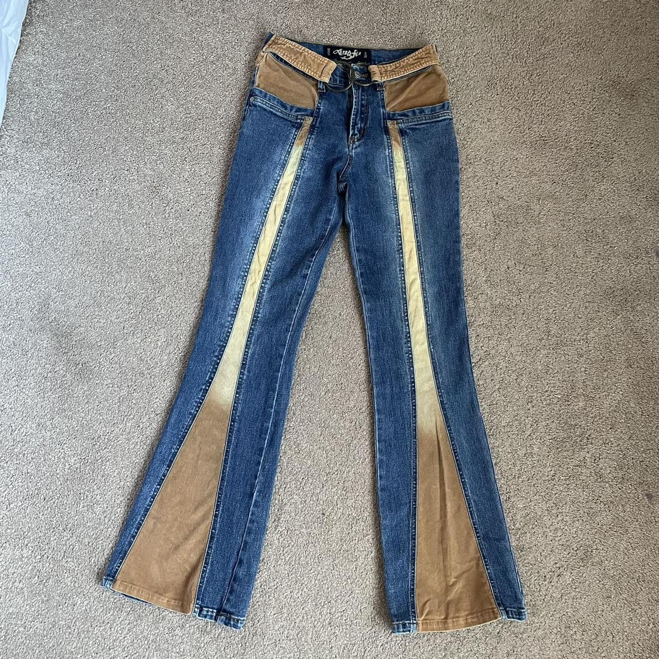 Absolutely Stunning Y2k Flared Jeans👢 Gorgeous... - Depop