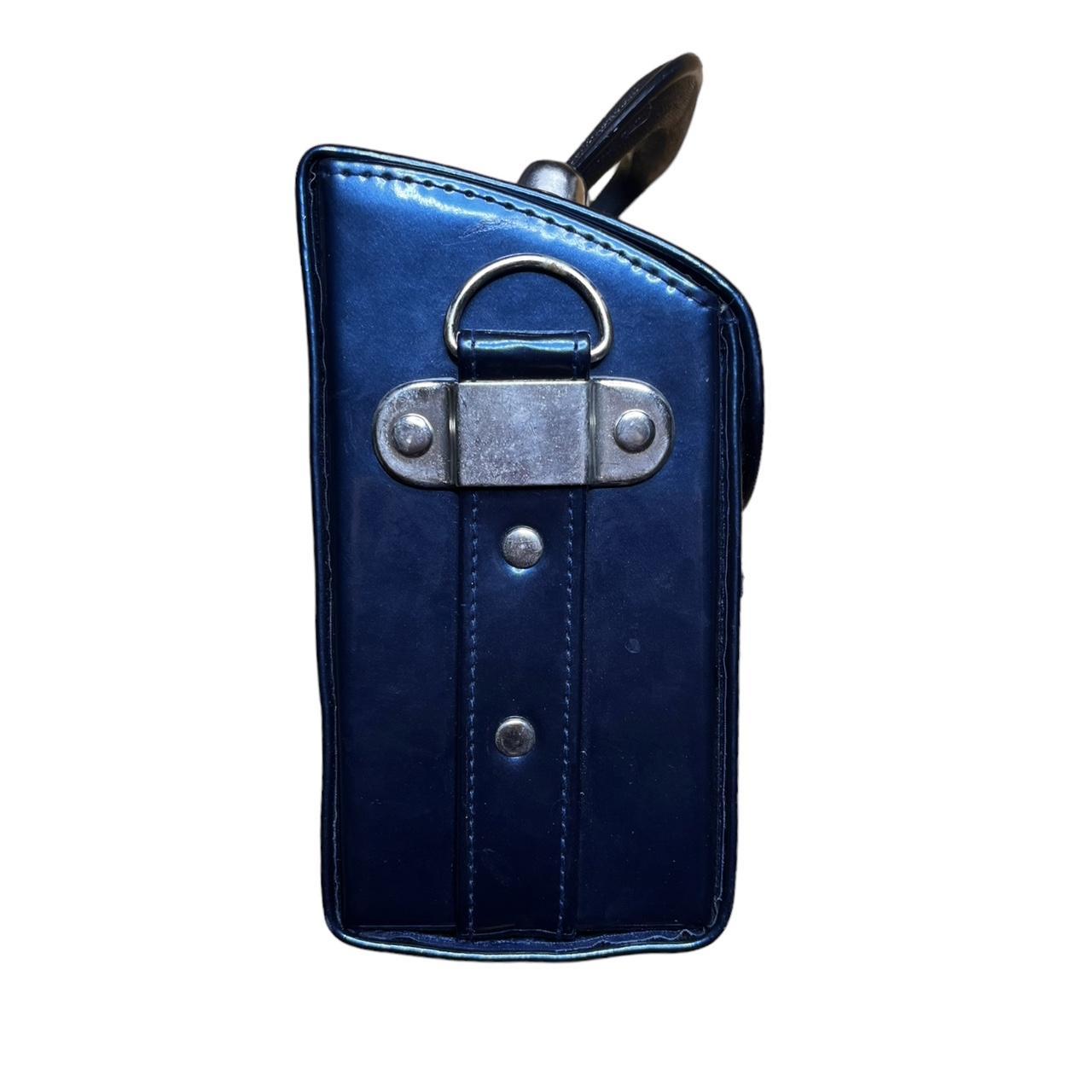 American Vintage Women's Navy and Silver Bag Depop