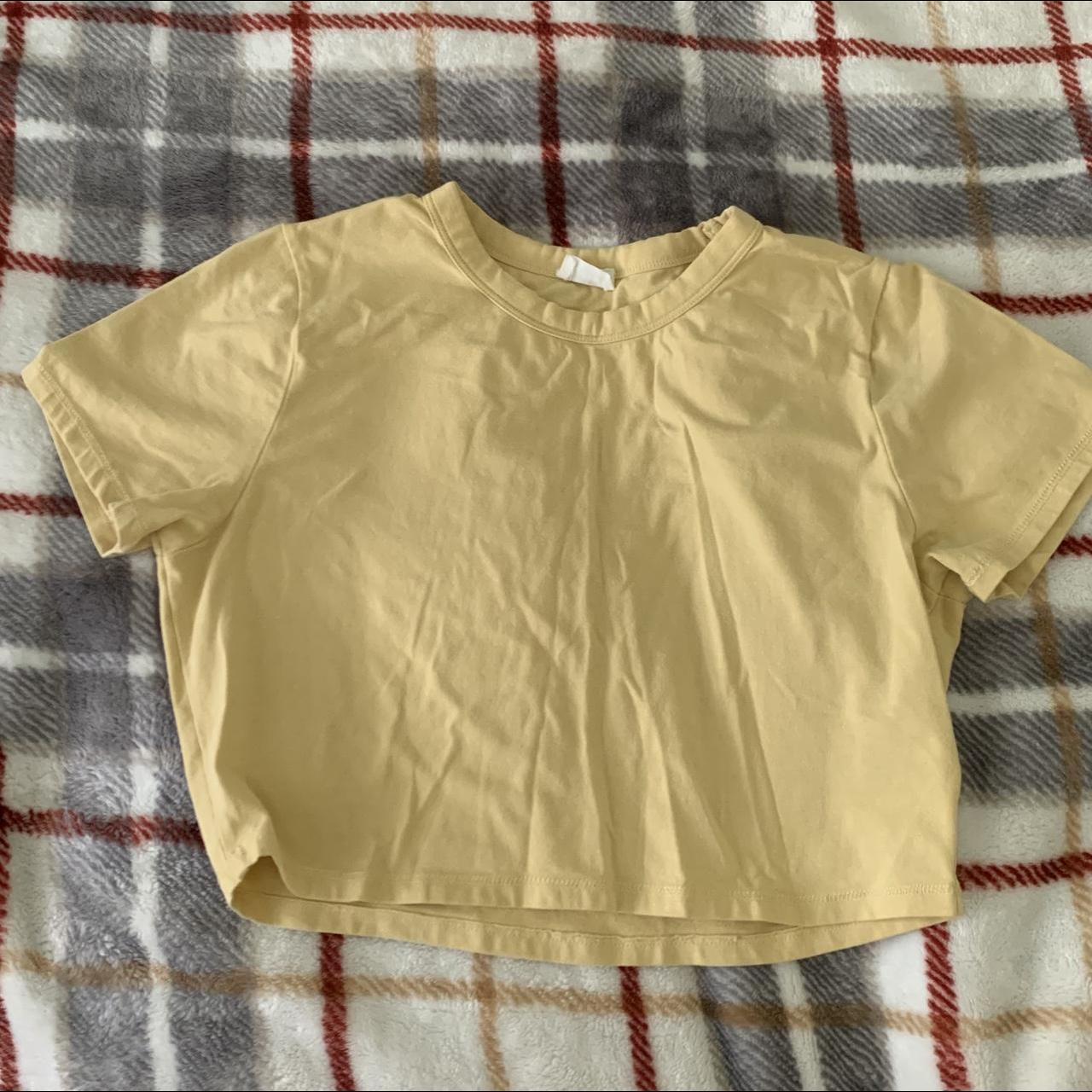 Cotton on cropped top very lightly worn Depop