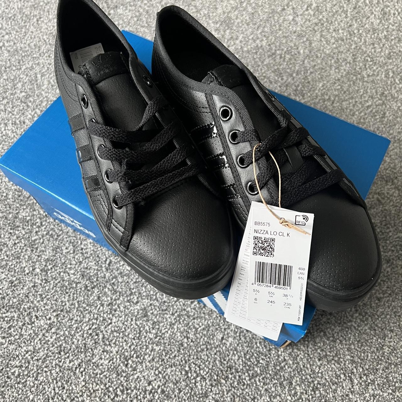 Stunning pair of ADIDAS Nizza LO CL K Trainers which