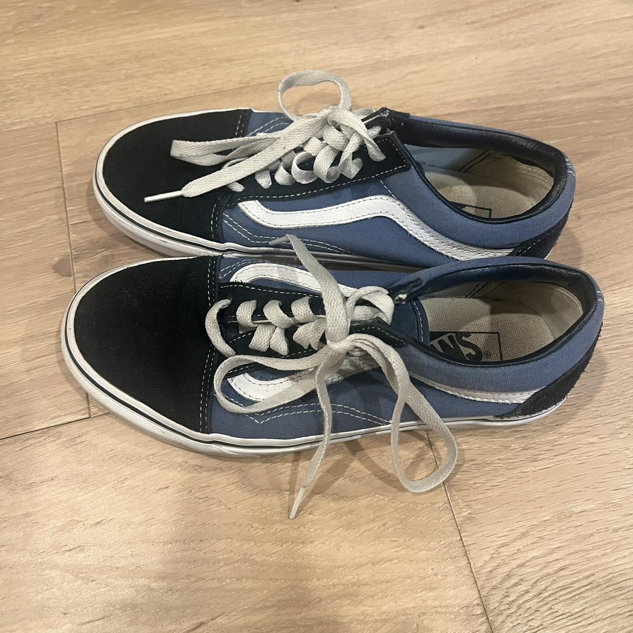 Vans old skool on sale size 7 womens