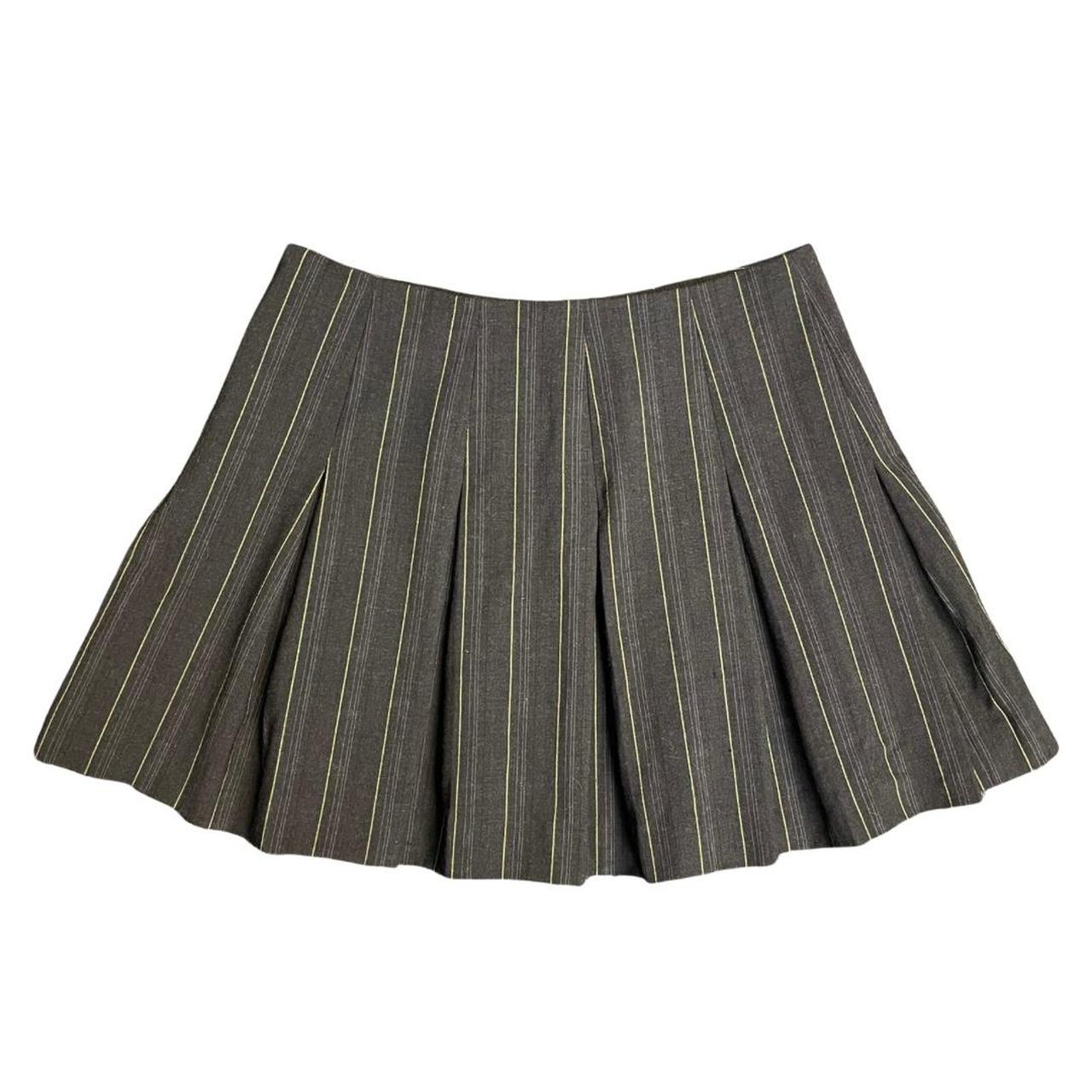 Express Women's Grey and Green Skirt Depop