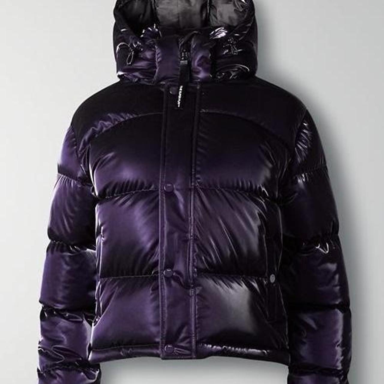 Super Puff Aritzia High Gloss Aritzia Super Puffer Shorty 🍇TNA BY