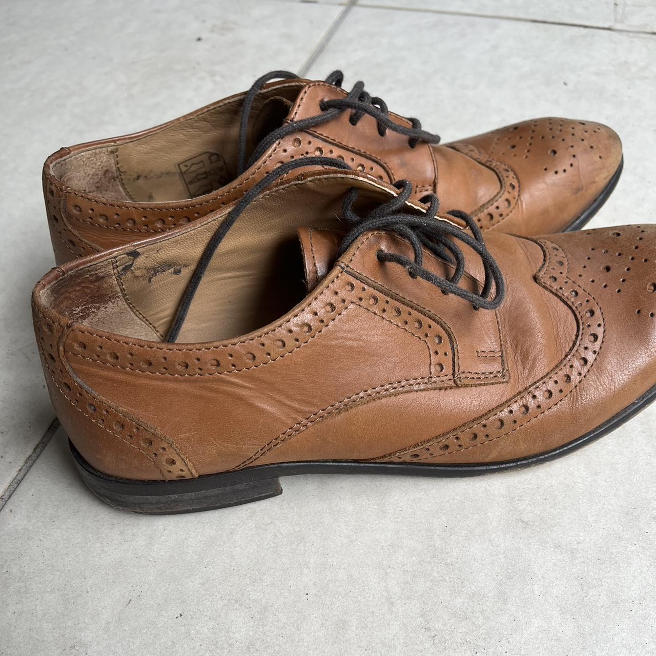 tan brogues