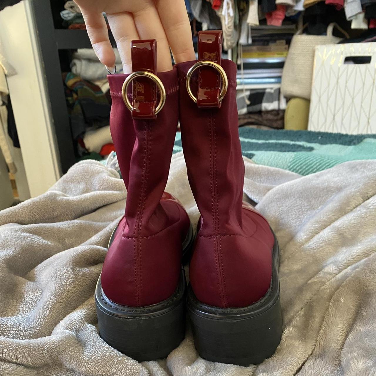 Boohoo doc fashion martens